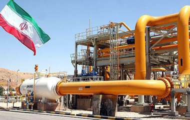 شركات الطاقة العالمية تبدأ الانسحاب التدريجي من إيران