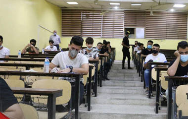 وزارة التربية توضح موقفها من احتجاج الطلبة على موعد لإجراء الامتحانات